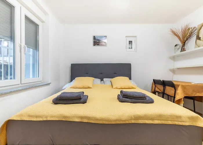 Cozy And - Ideal Explore Base *