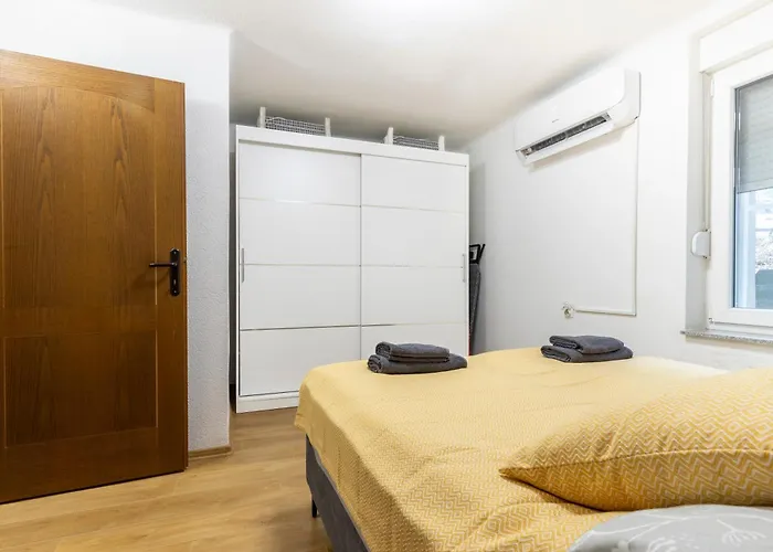 Lejlighed Cozy And - Ideal Explore Base